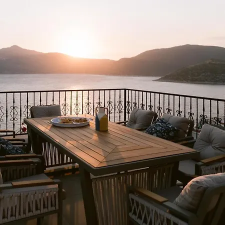 Lalaland Family * Kalkan