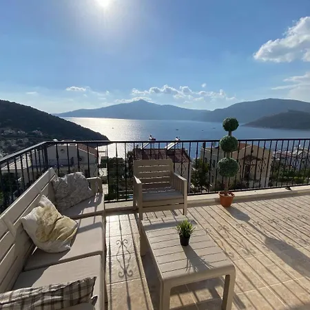 Lalaland Family Guest house Kalkan